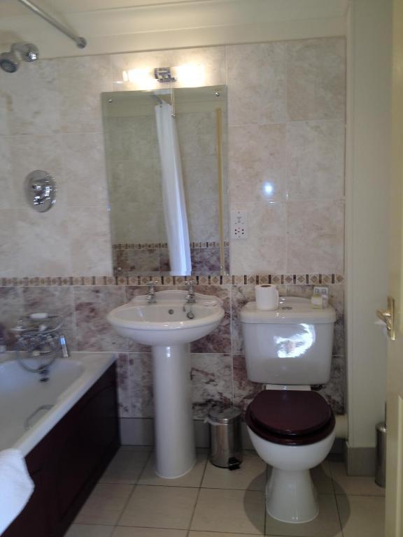 The Olde Windmill Inn Great Cressingham Номер фото