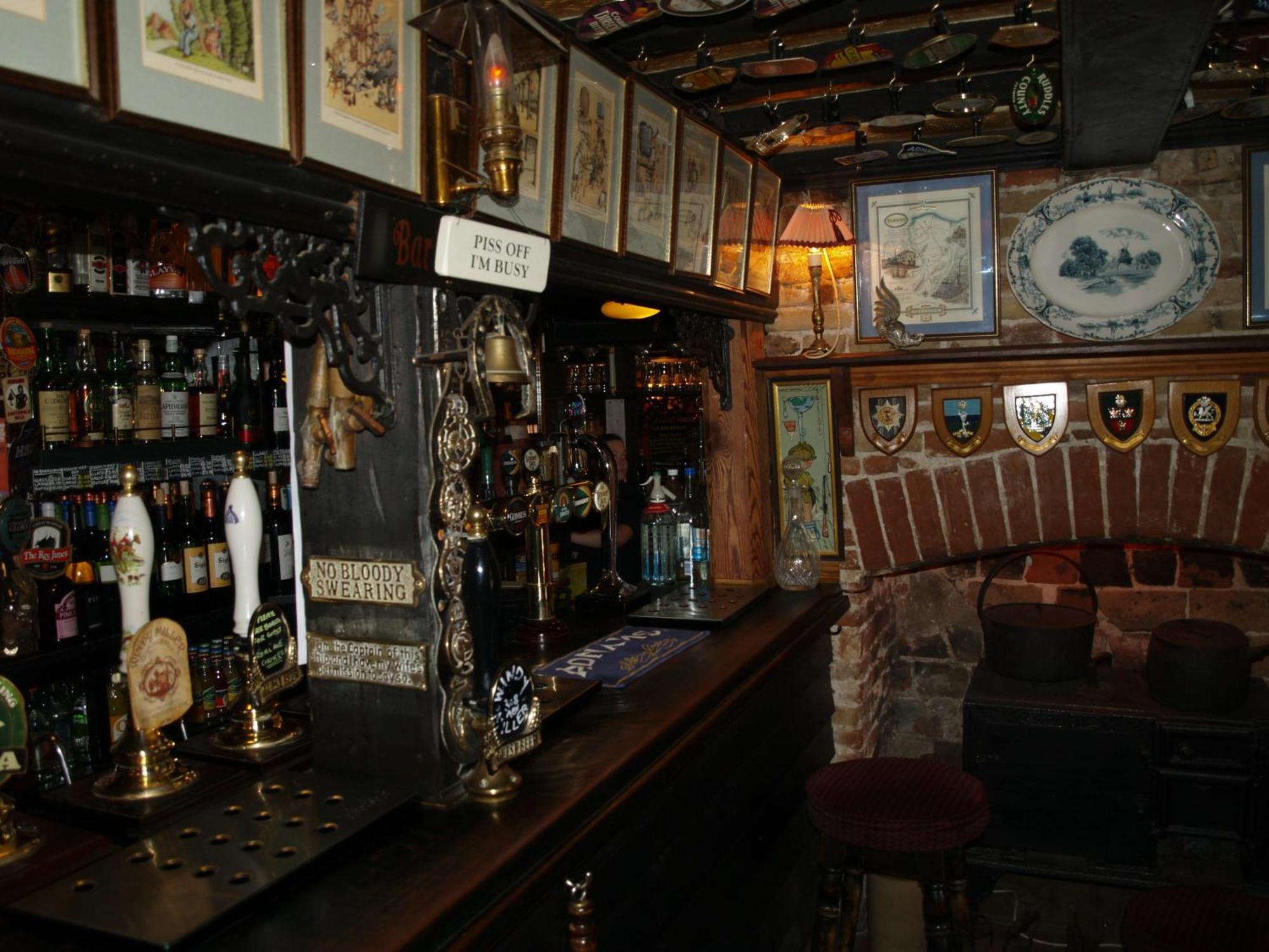 The Olde Windmill Inn Great Cressingham Экстерьер фото